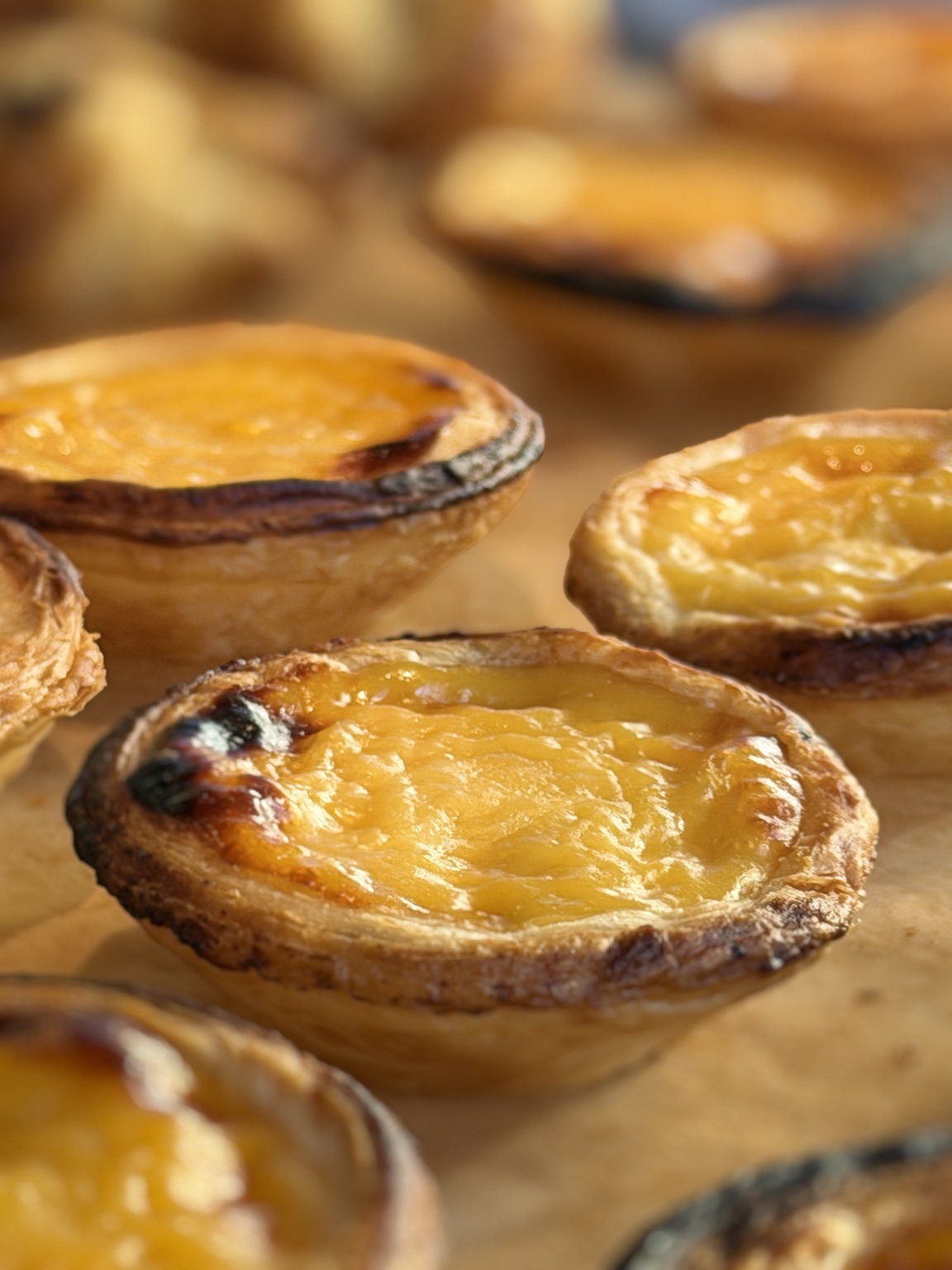 Freshly baked pastéis de nata